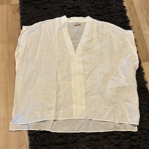 NWOT AYR Top The Daybreak Ivory Linen V Neck Blouse Light Quiet Luxury - Picture 2 of 5
